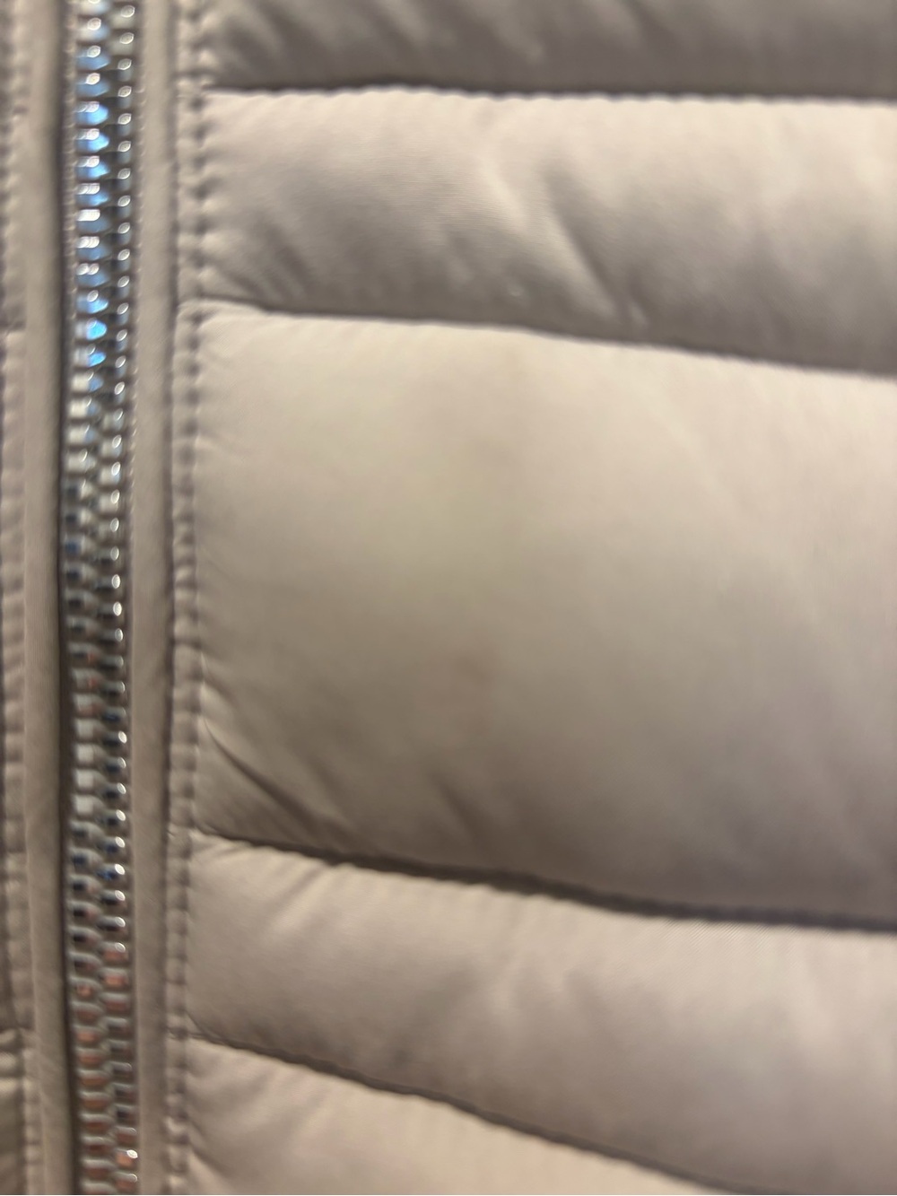 Women’s Lightweight Hooded Puffer Jacket - Taupe - Picture 5 of 5